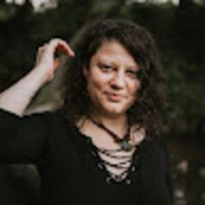 Meet your Posher, Elexa